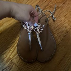 Rose pink Tory Burch sandels